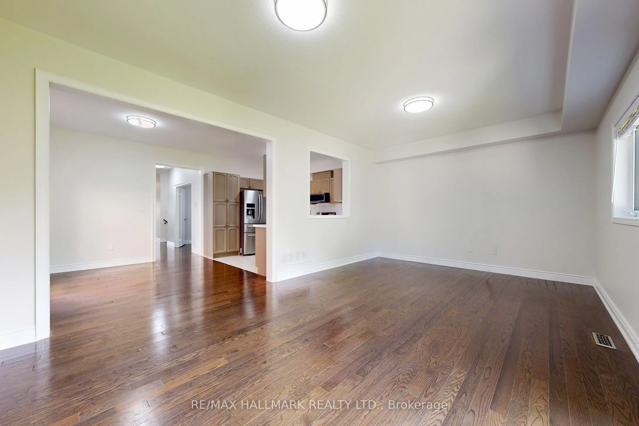 138 Olde Bayview Avenue