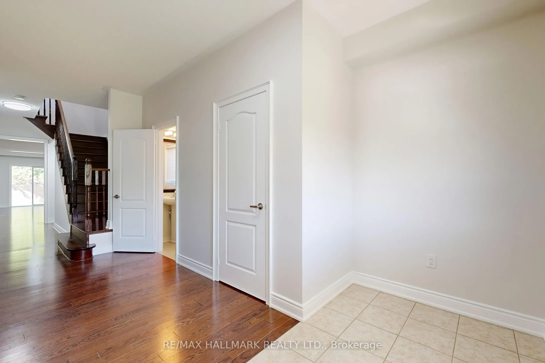 138 Olde Bayview Avenue