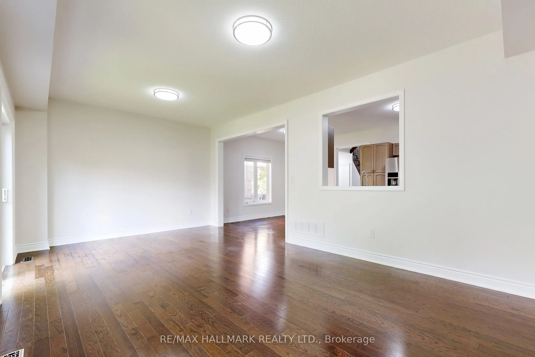 138 Olde Bayview Avenue