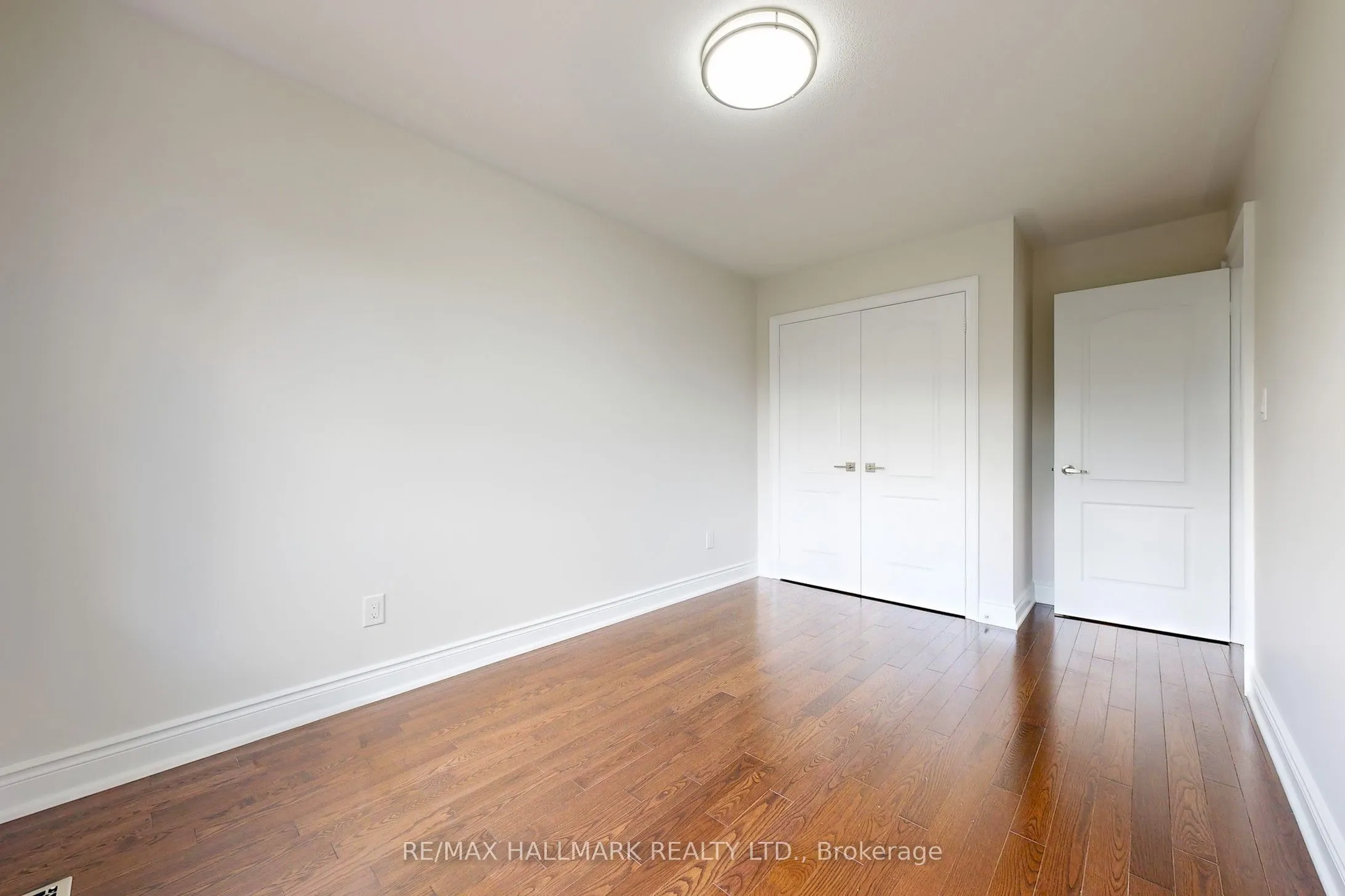 138 Olde Bayview Avenue
