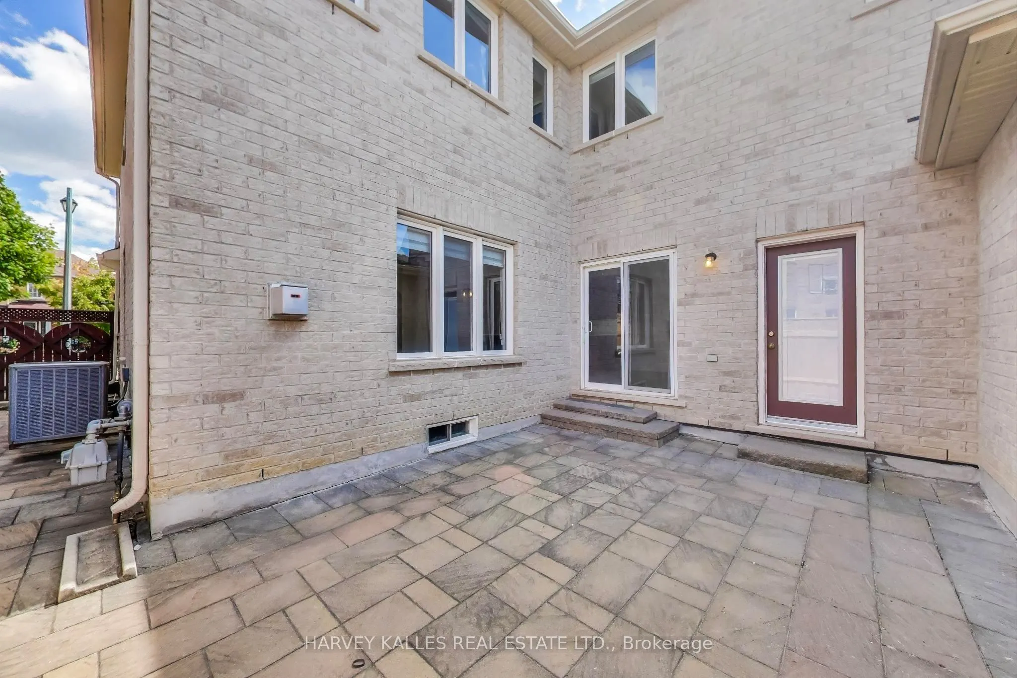 802 Cornell Rouge Boulevard