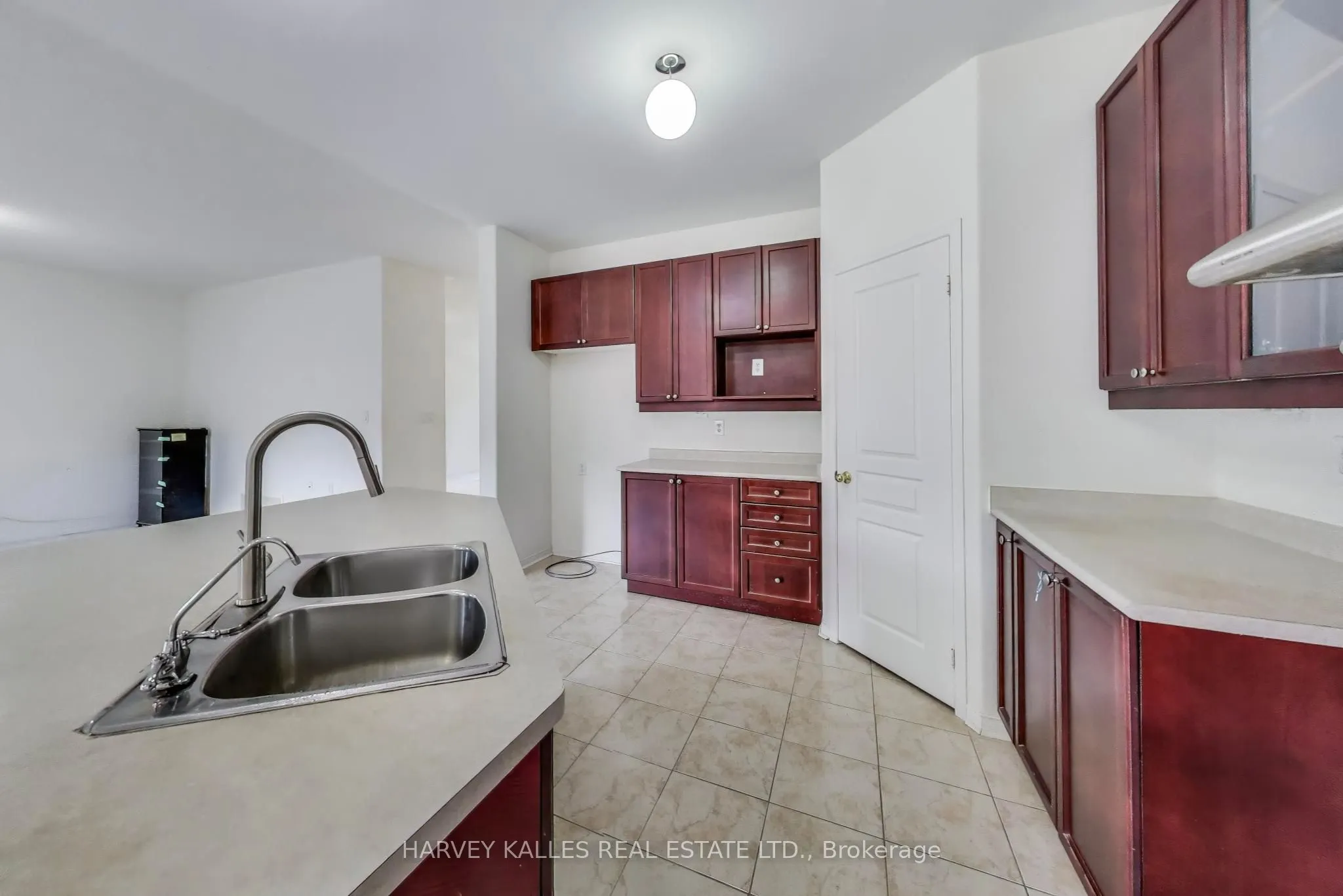 802 Cornell Rouge Boulevard