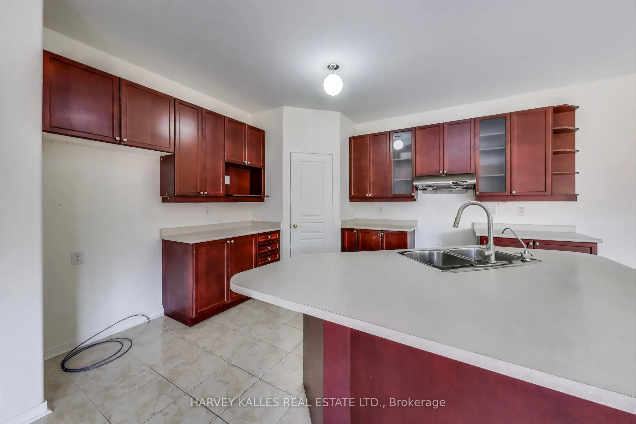 802 Cornell Rouge Boulevard