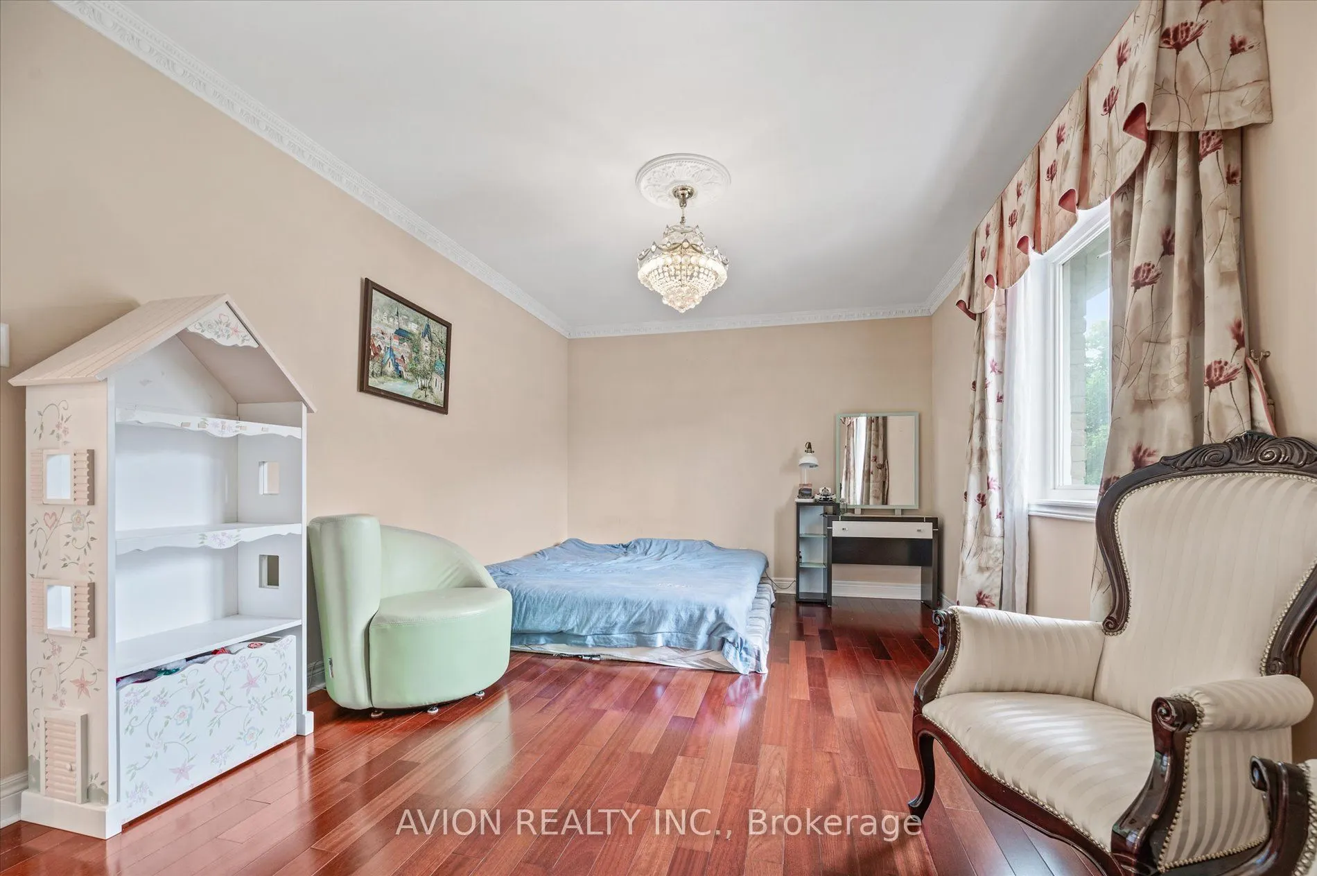 55 Frybrook Crescent