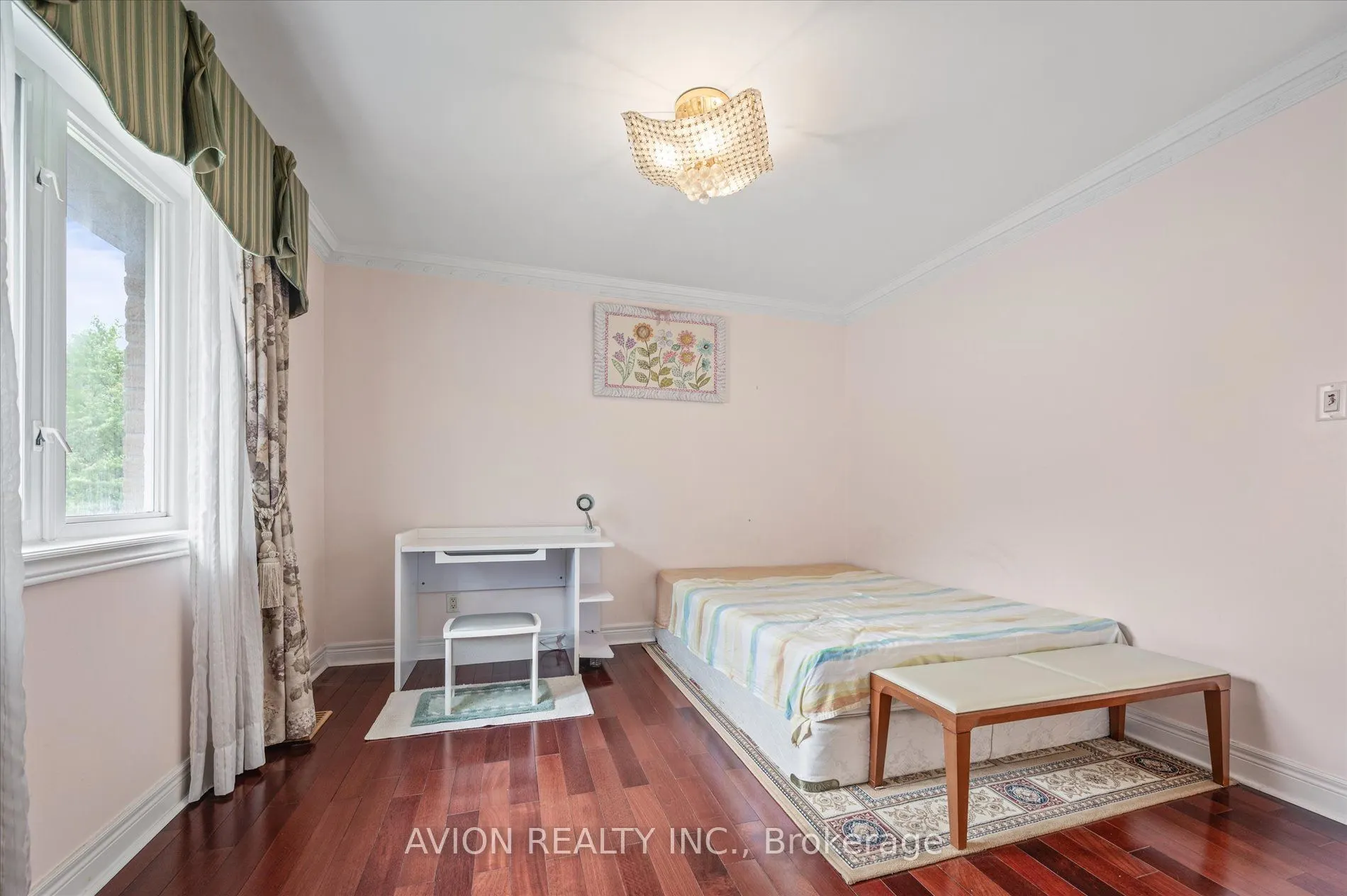 55 Frybrook Crescent