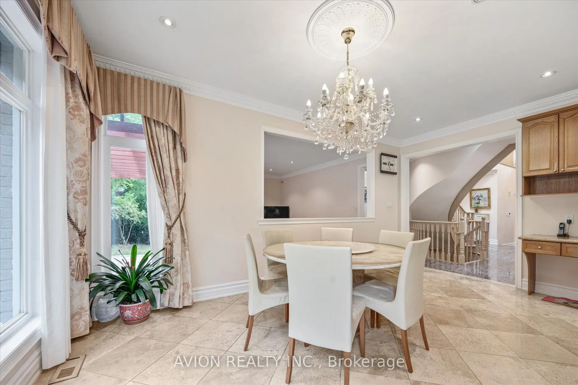 55 Frybrook Crescent
