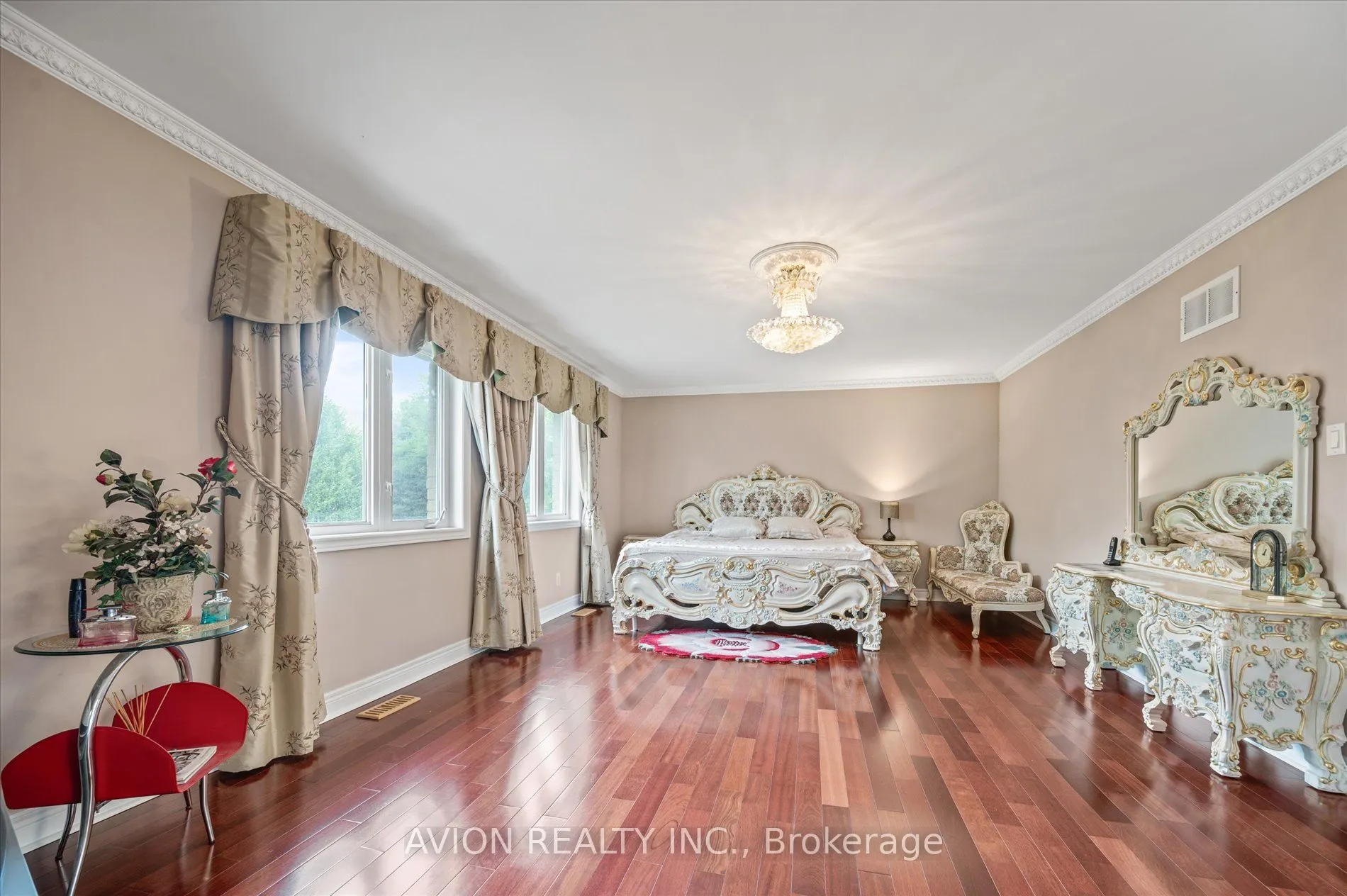 55 Frybrook Crescent