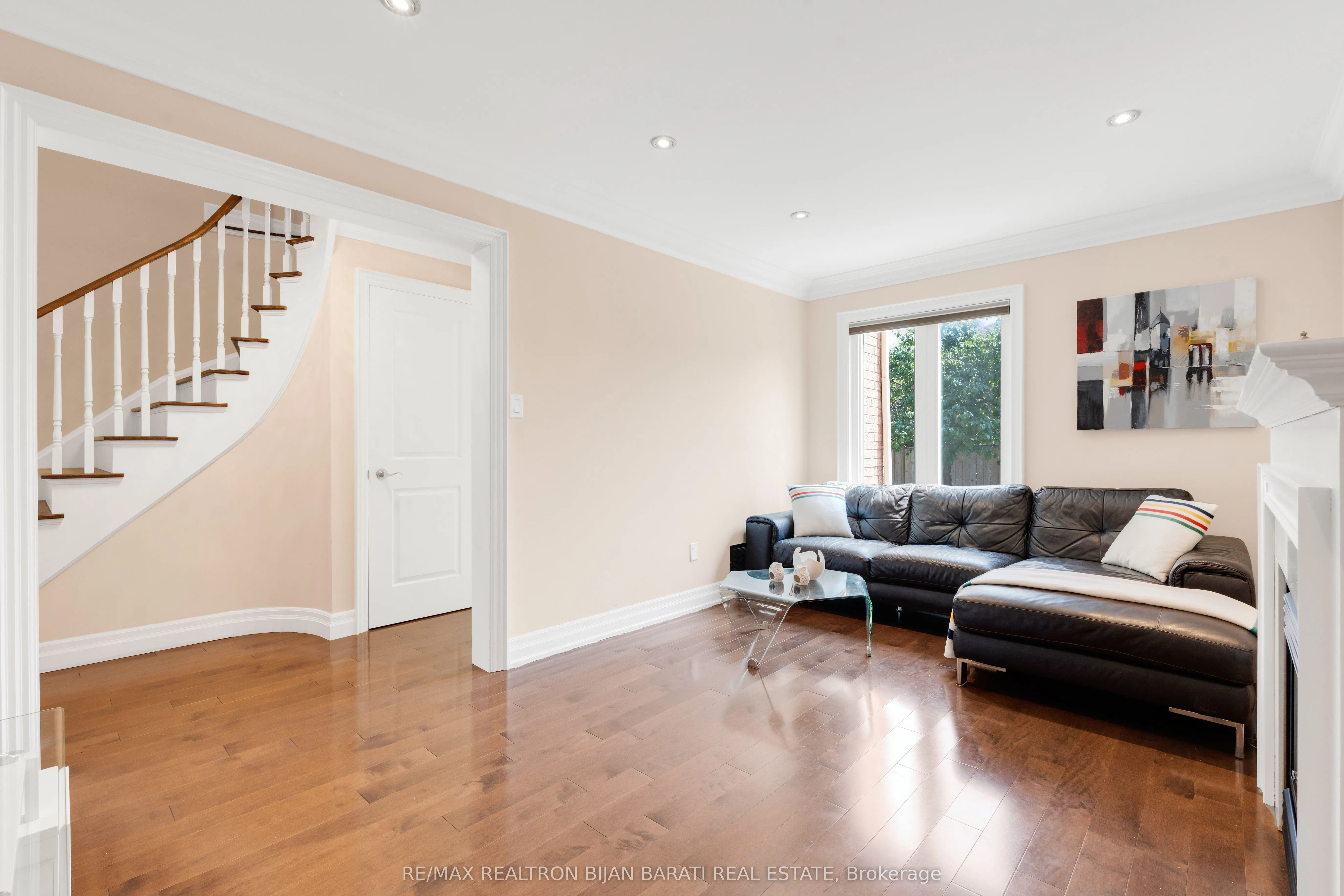 41 Dunbarton Court