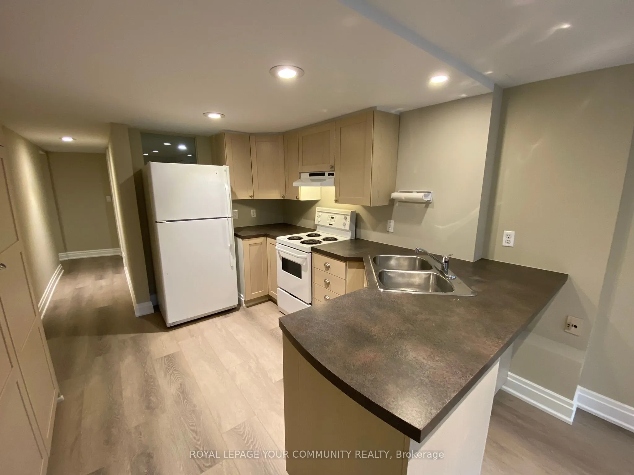 2 Rougecrest Drive, #Lower