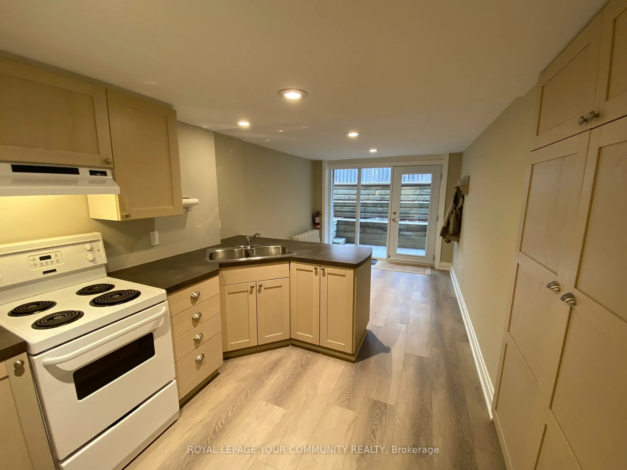 2 Rougecrest Drive, #Lower