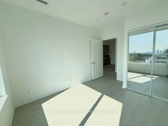 8188 Yonge Street, #903
