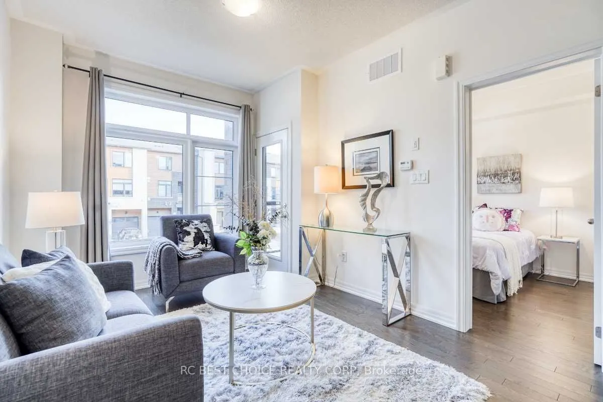 24 Delano Way