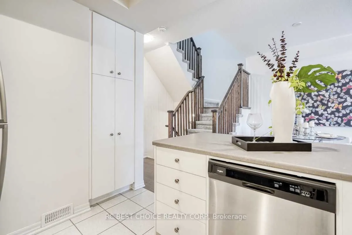 24 Delano Way