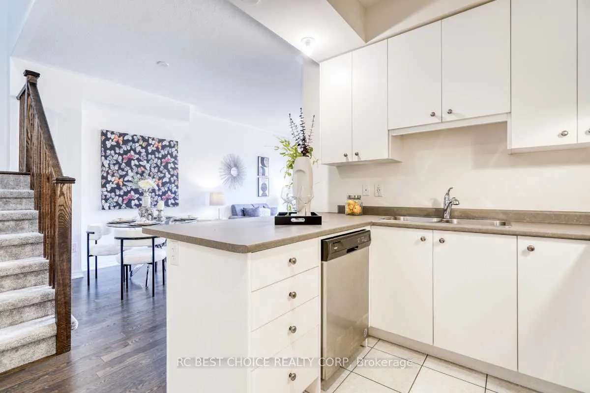 24 Delano Way