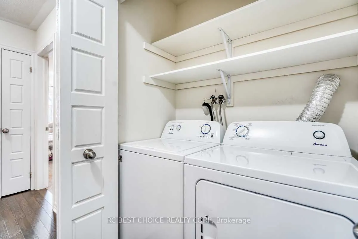 24 Delano Way