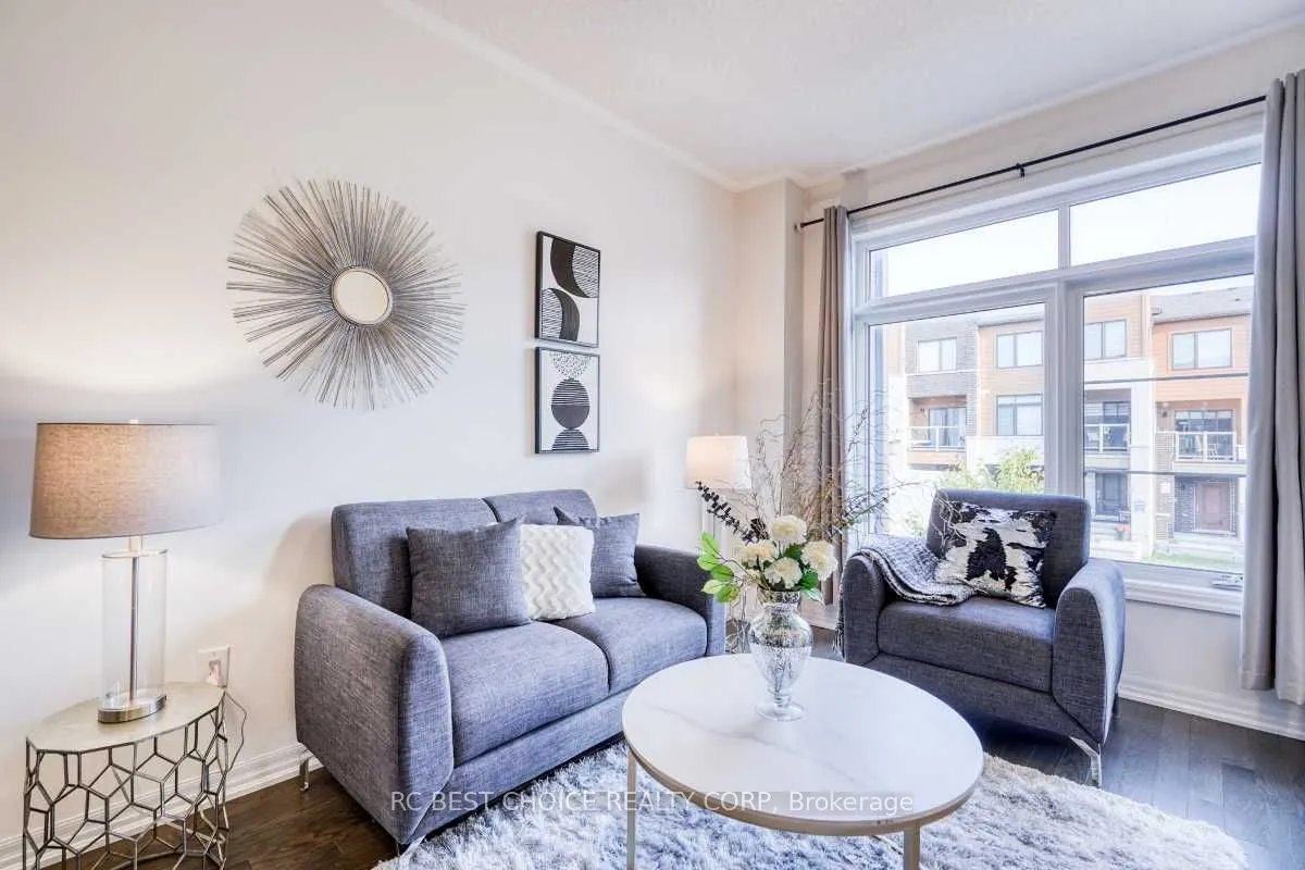 24 Delano Way
