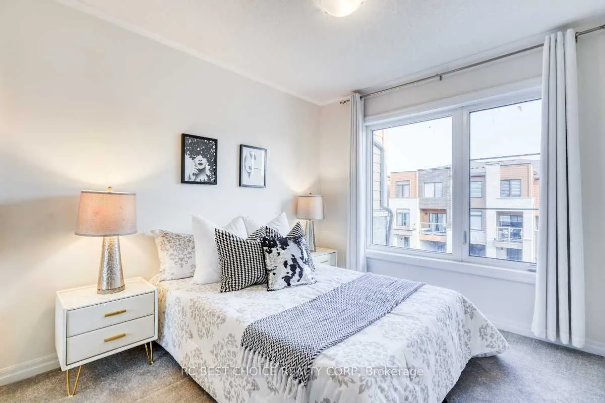 24 Delano Way
