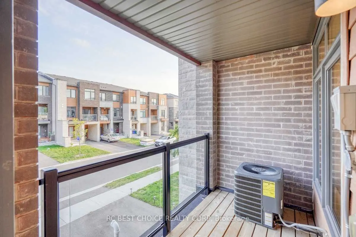 24 Delano Way
