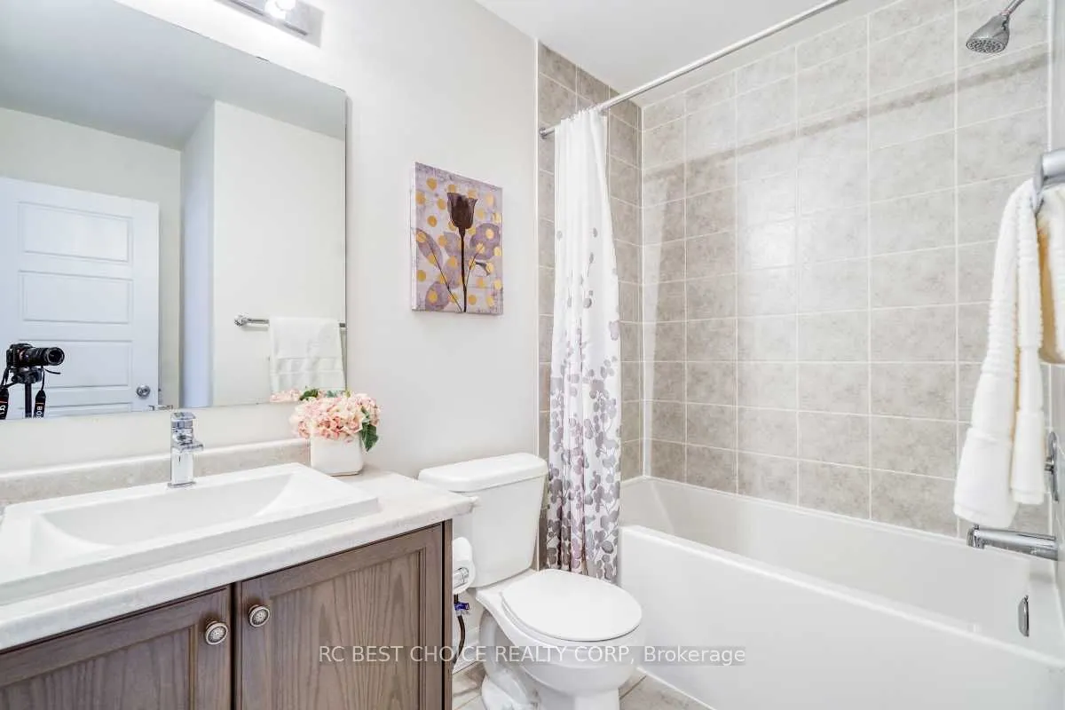 24 Delano Way