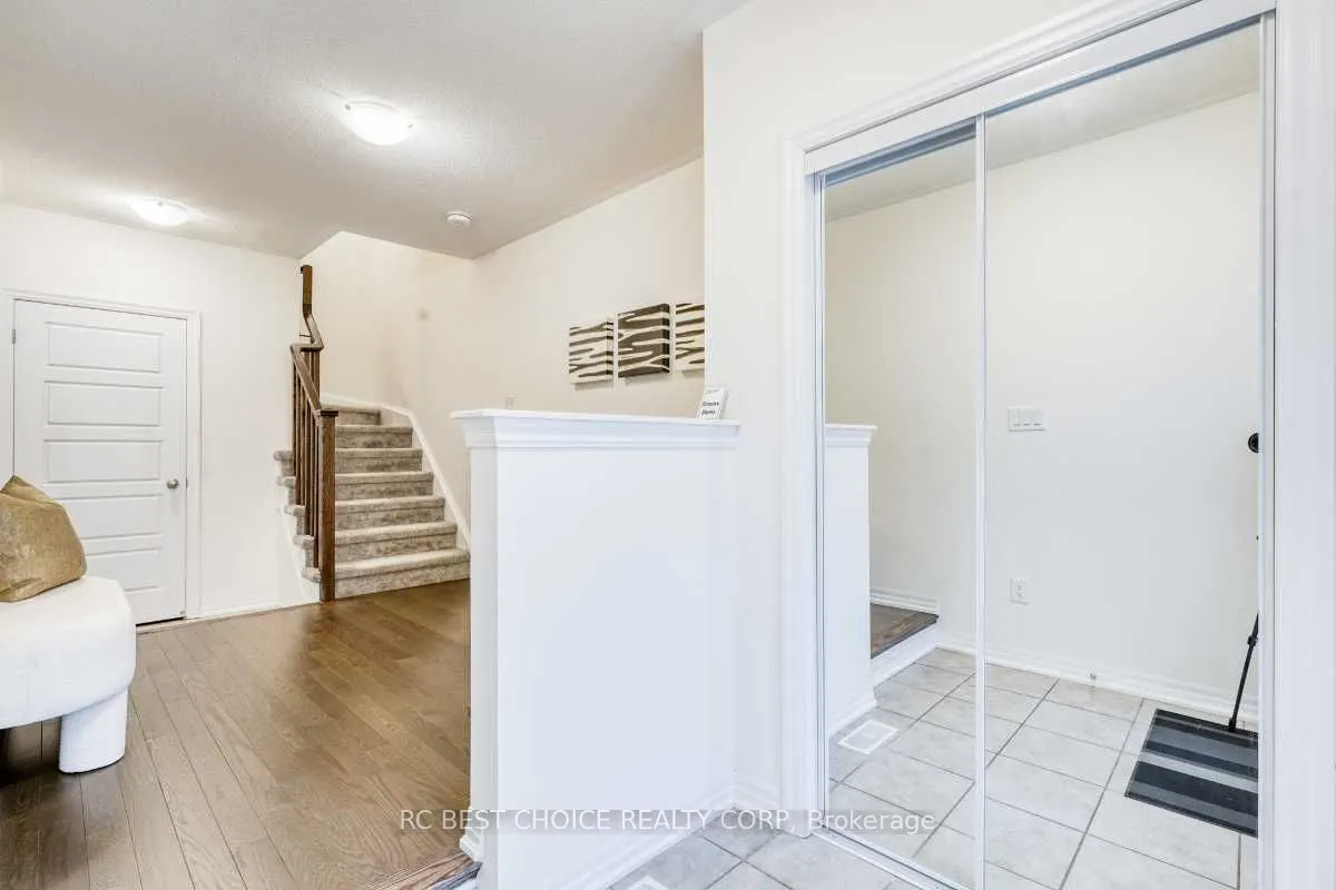 24 Delano Way