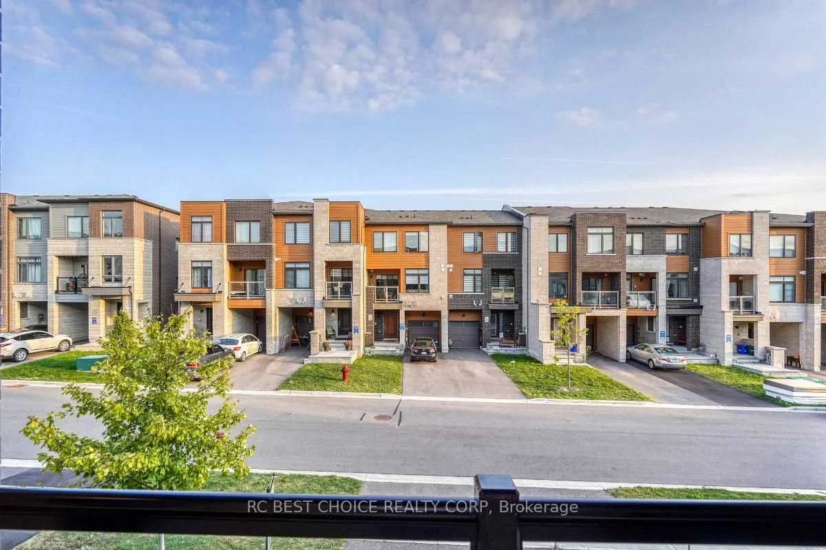 24 Delano Way
