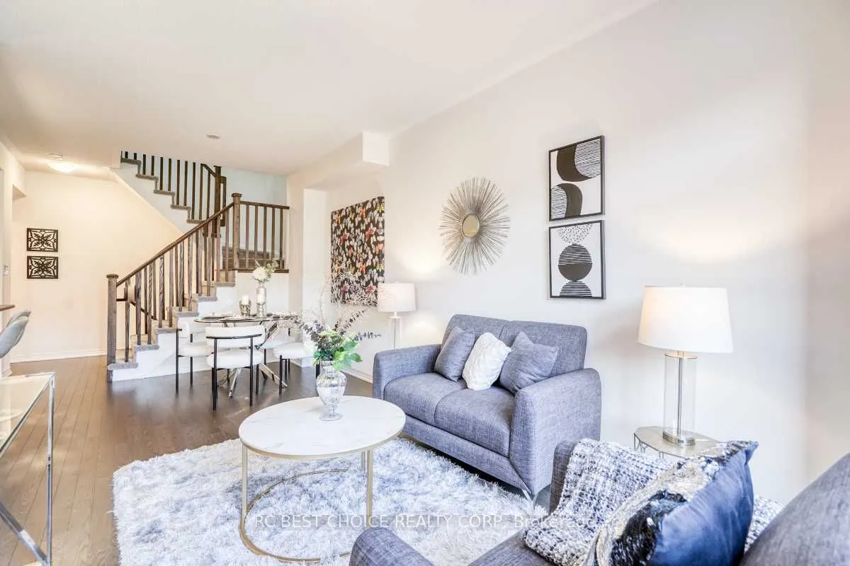 24 Delano Way