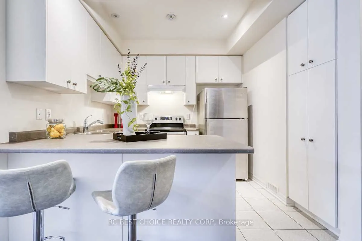 24 Delano Way