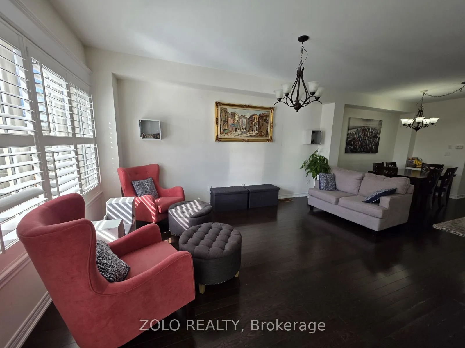 7 Thornapple Lane