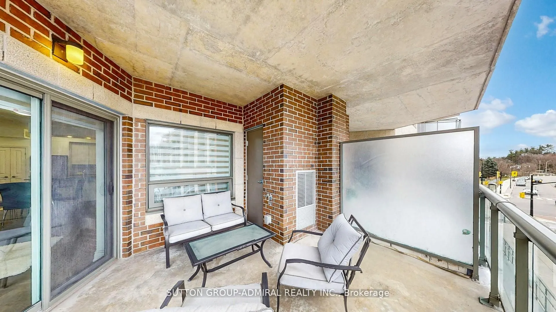 86 Woodbridge Avenue, #225