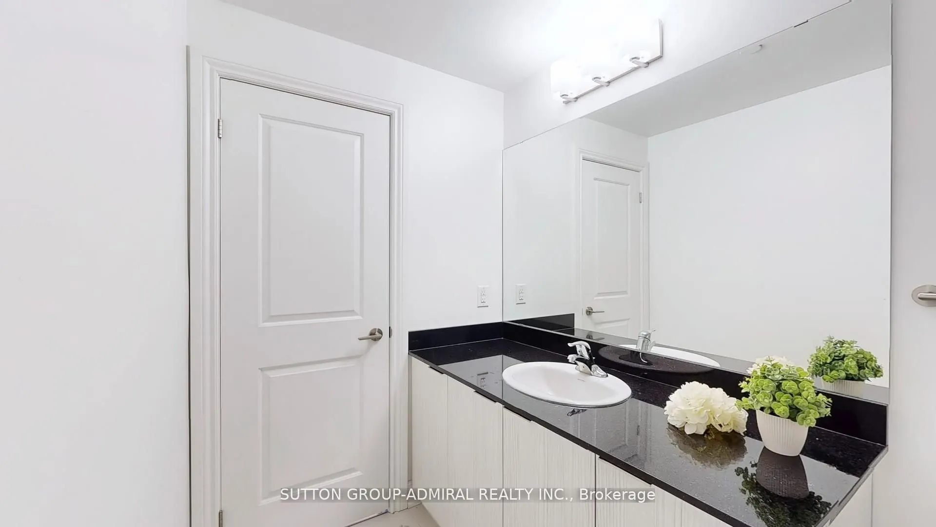 86 Woodbridge Avenue, #225
