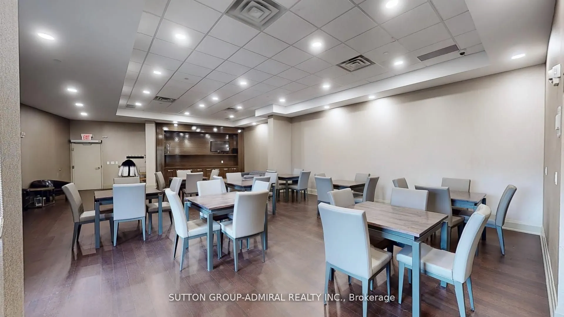 86 Woodbridge Avenue, #225