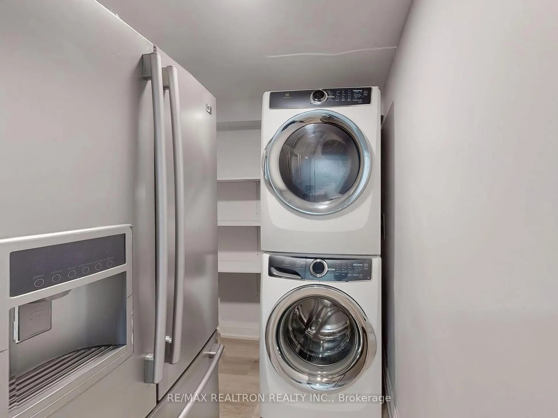 28 Blue Spruce Lane, #Bsmt