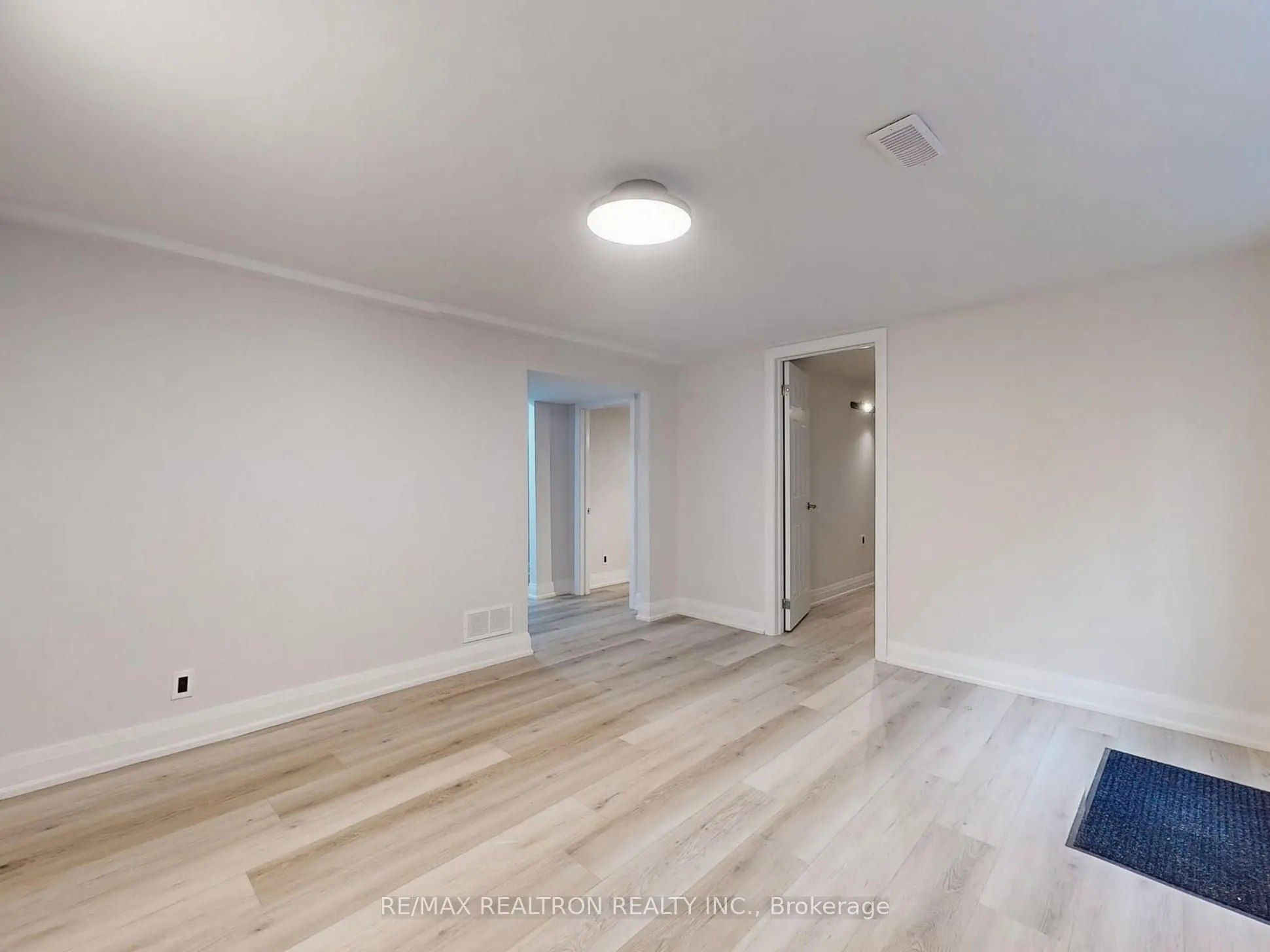 28 Blue Spruce Lane, #Bsmt