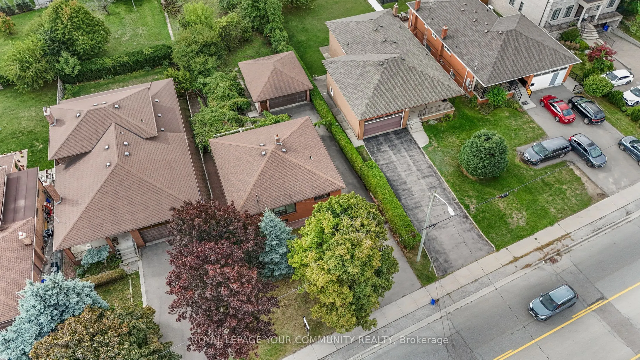 221 Elgin Mills Road W