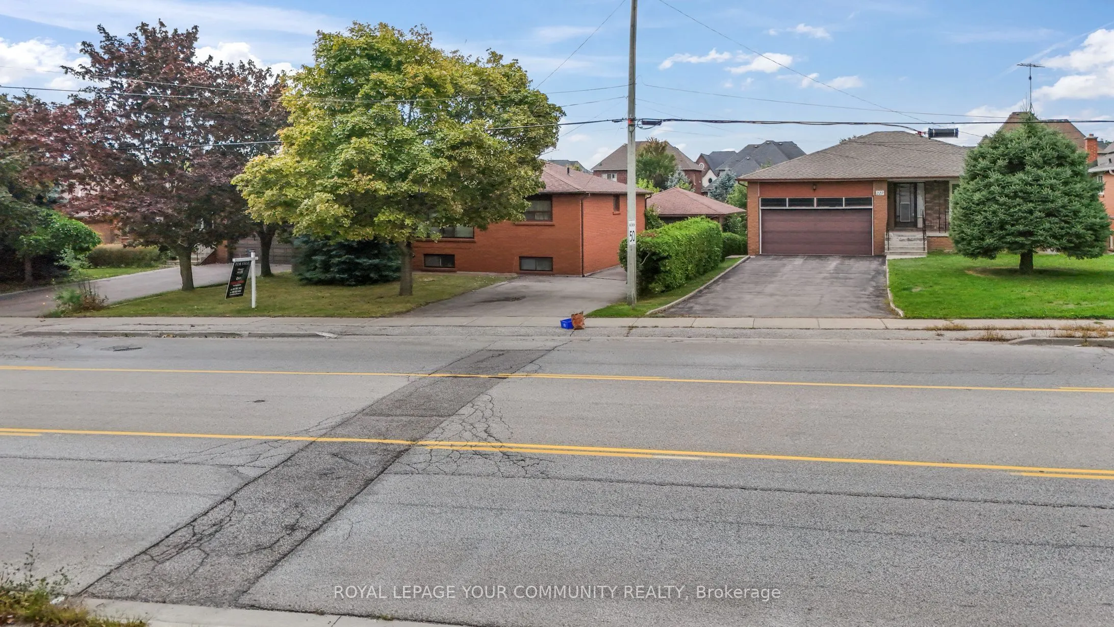 221 Elgin Mills Road W