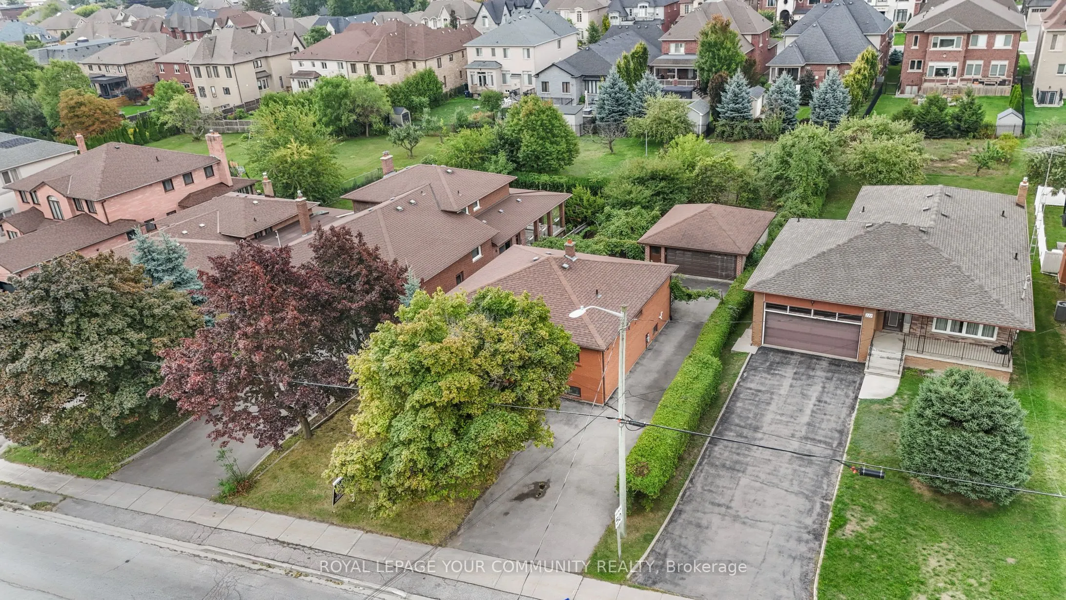 221 Elgin Mills Road W