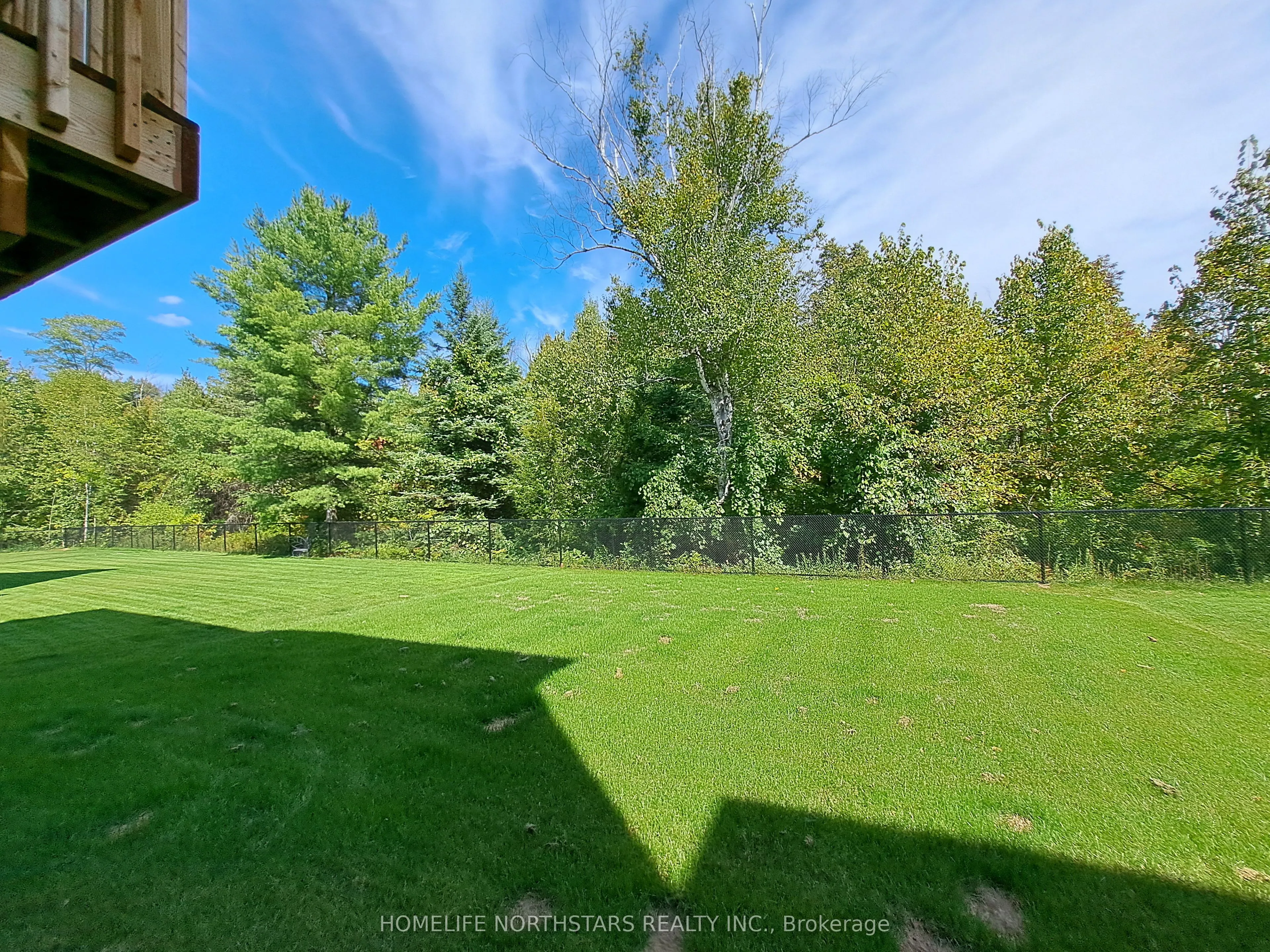 53 Wakefield Boulevard