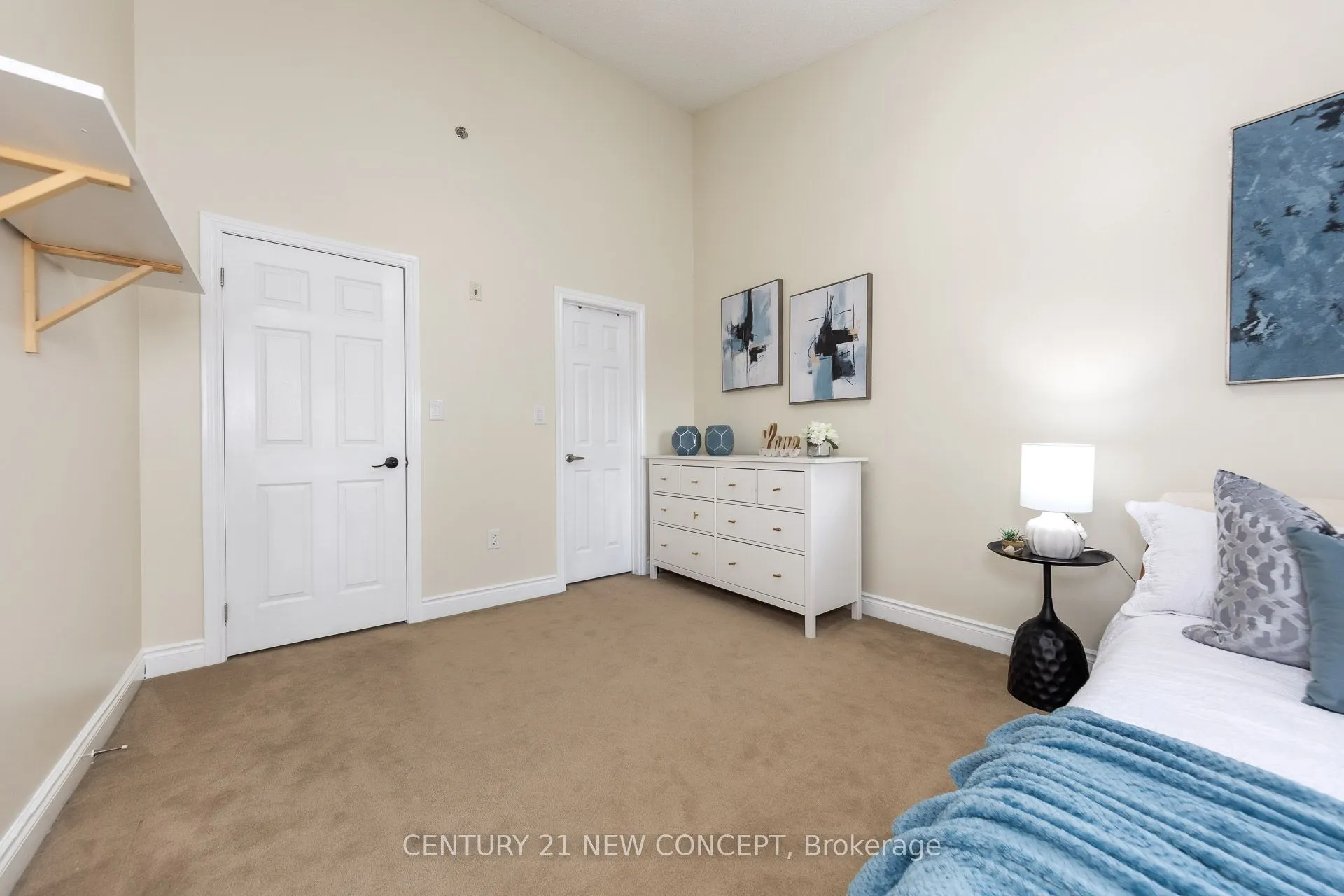 8 Brighton Place, #52