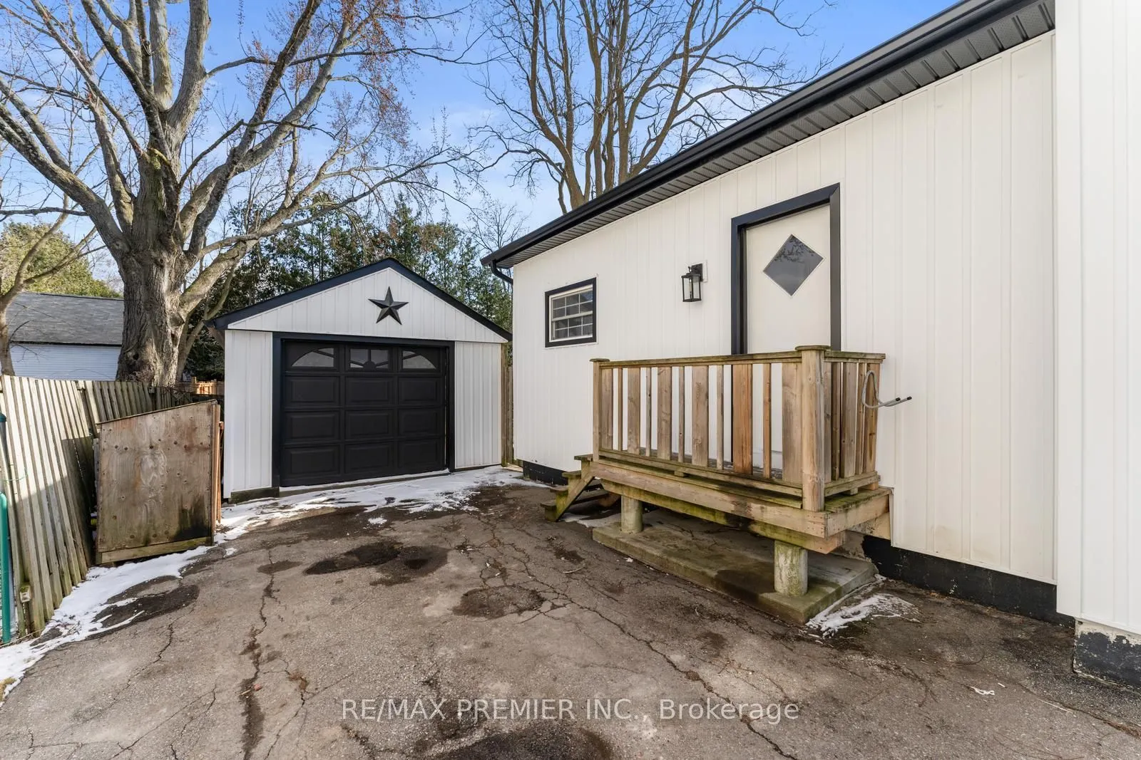 378 Andrew Street