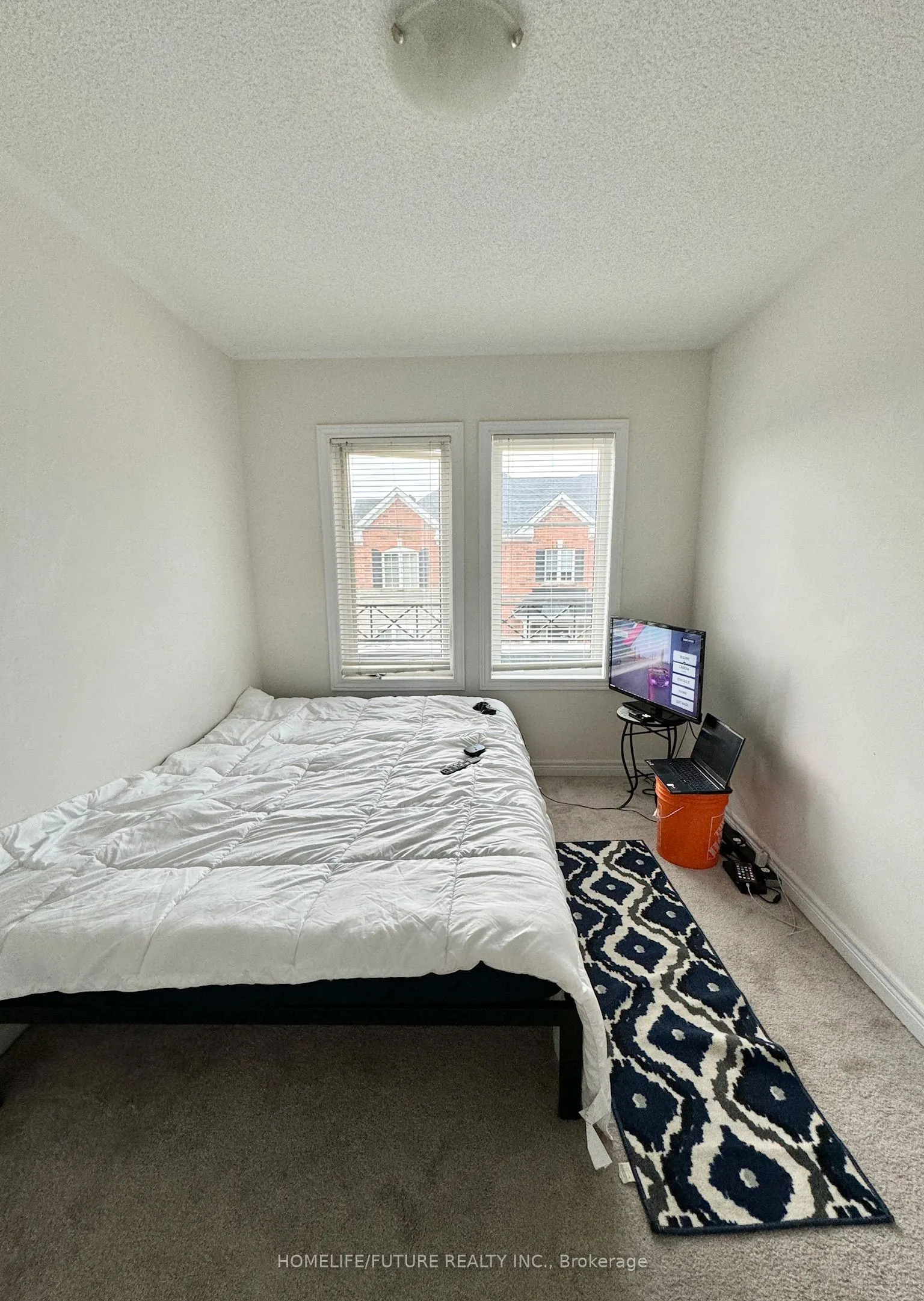 10 Buttonbush Lane