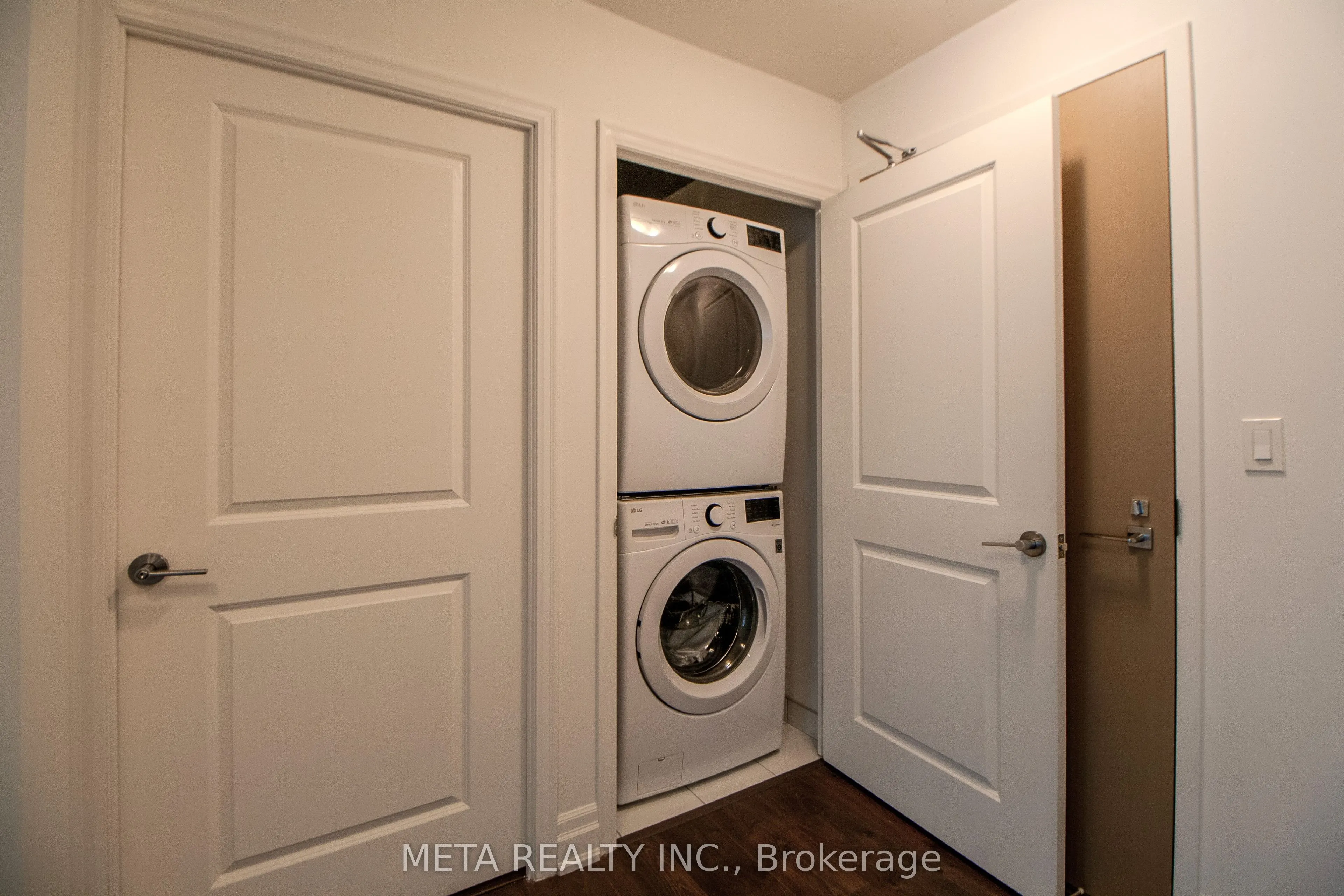10 Rouge Valley Drive W, #701