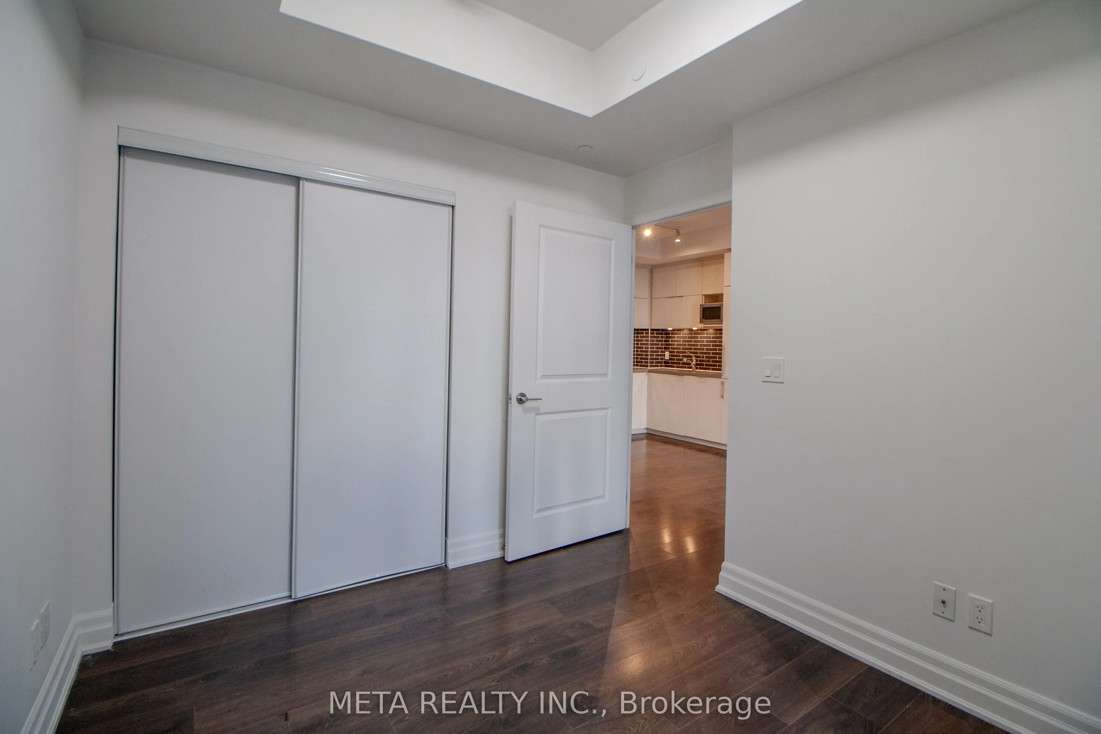 10 Rouge Valley Drive W, #701