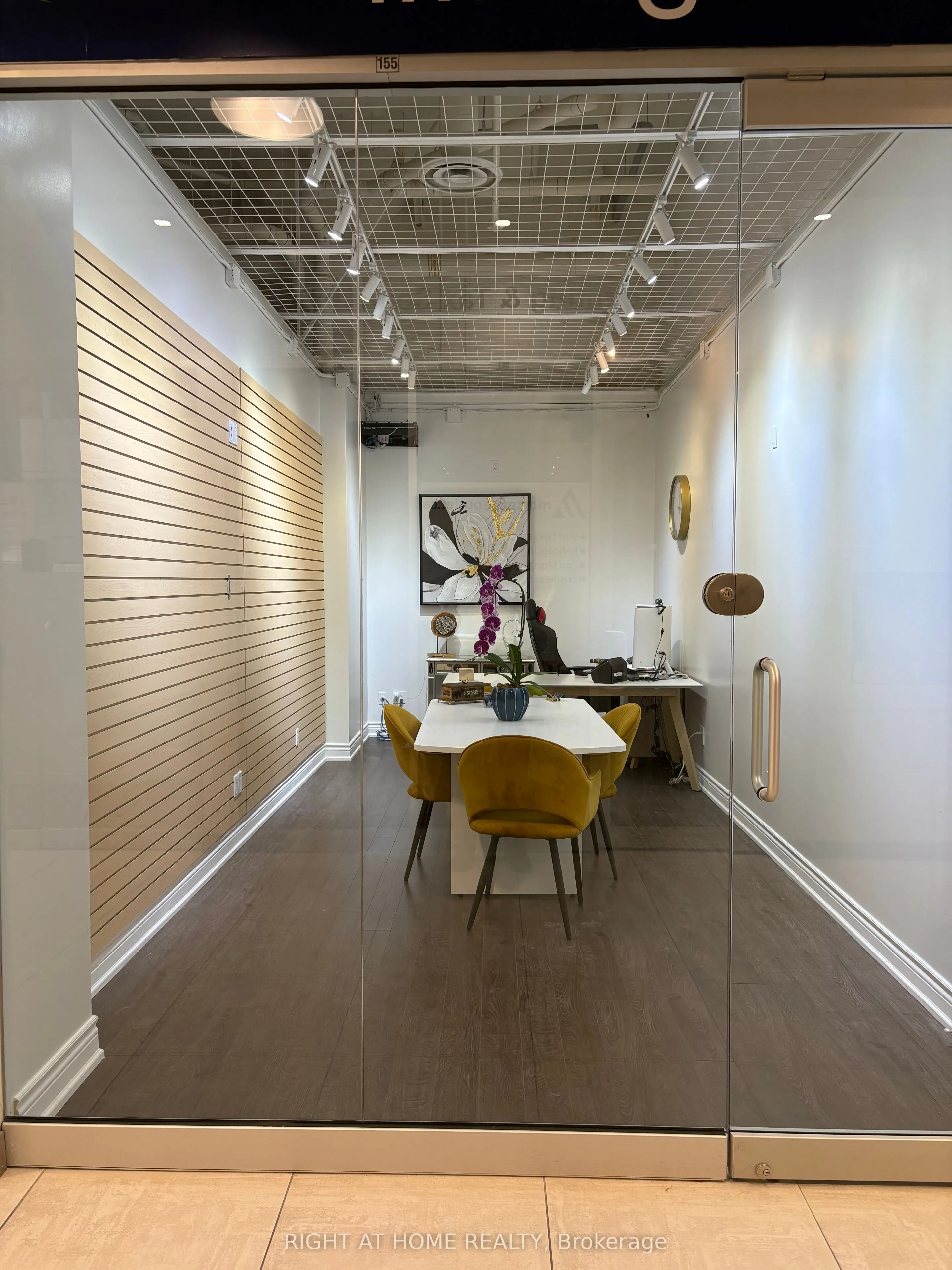 7181 Yonge Street, #155