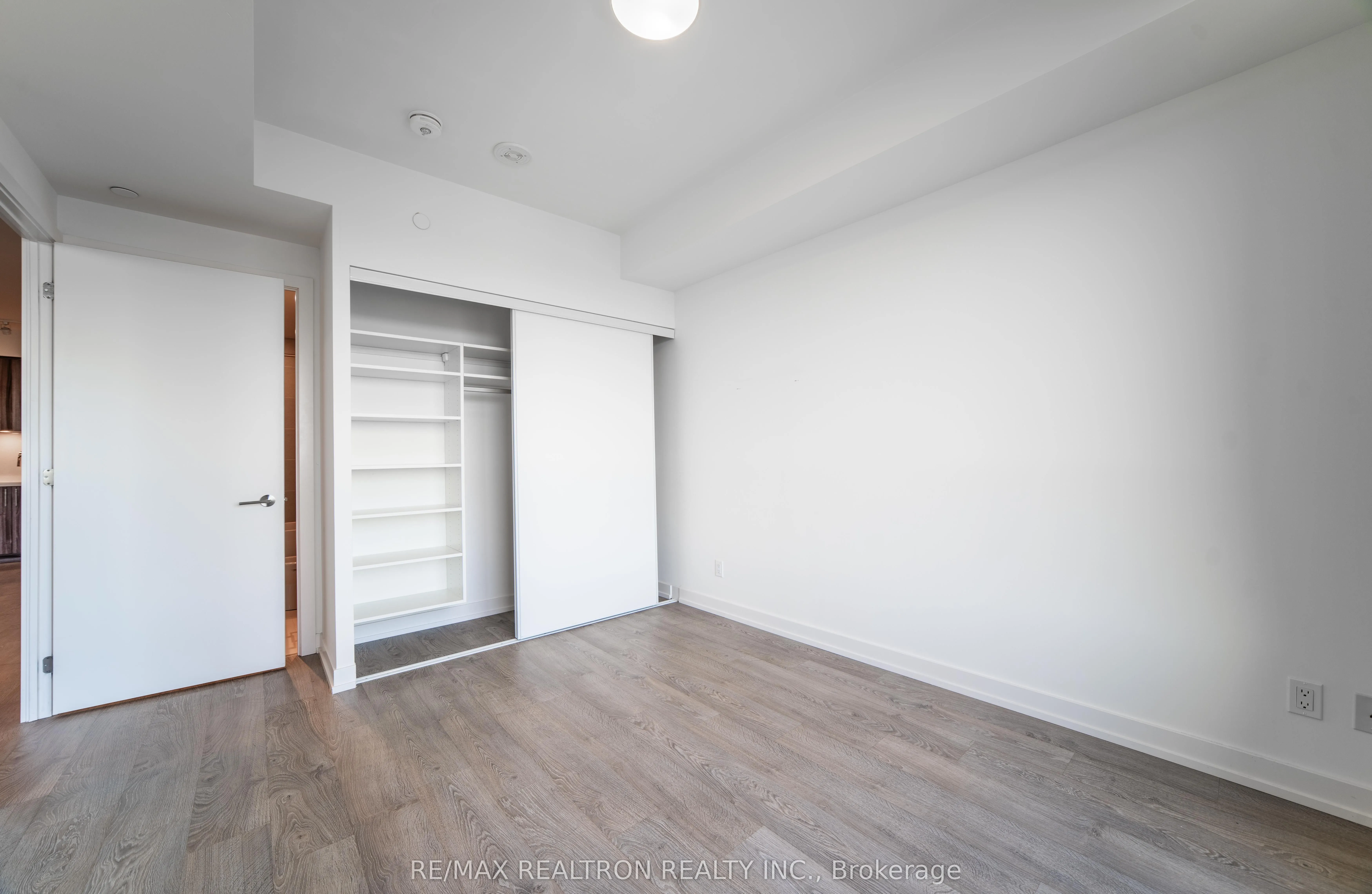 1 Grandview Avenue, #2105