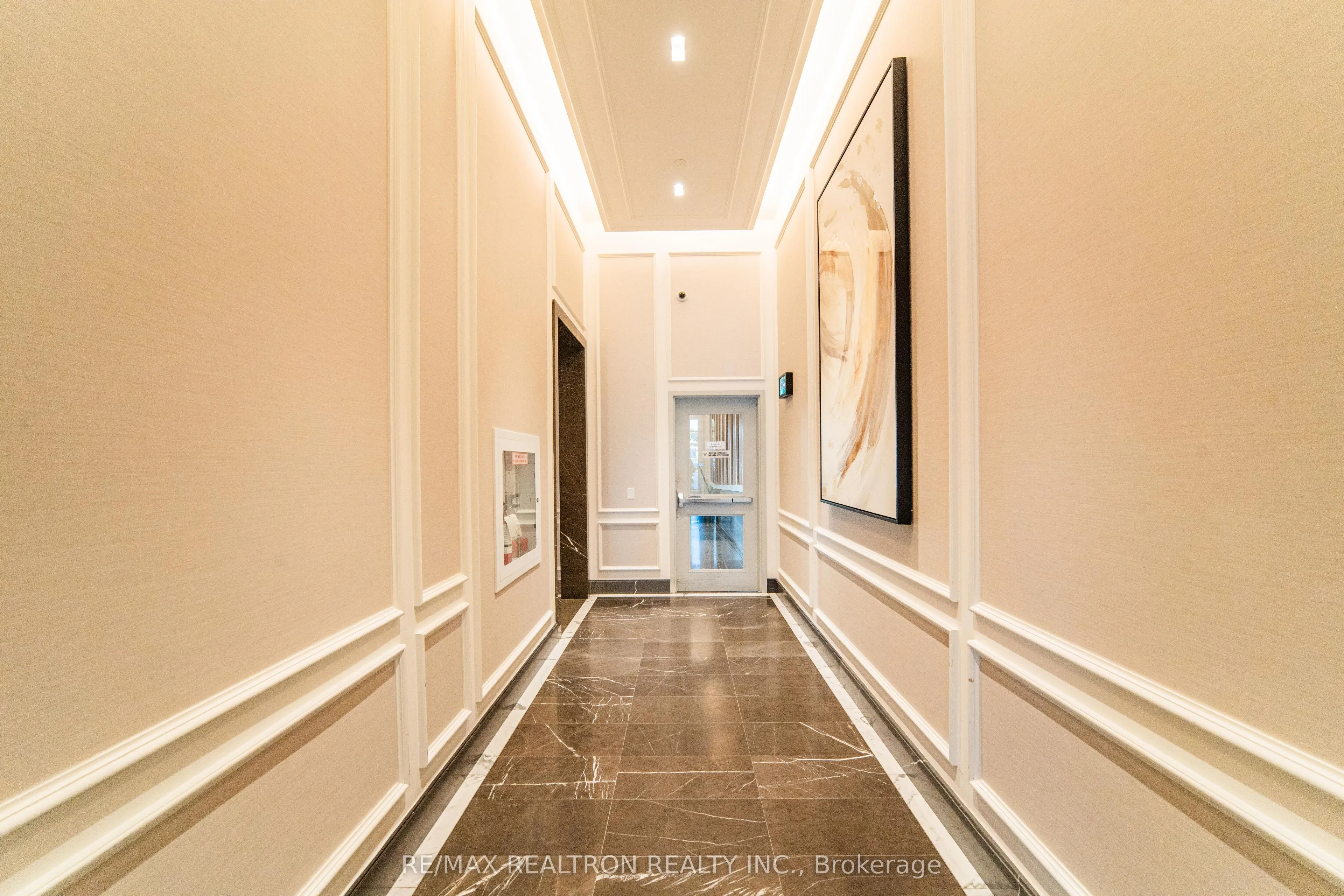 1 Grandview Avenue, #2105