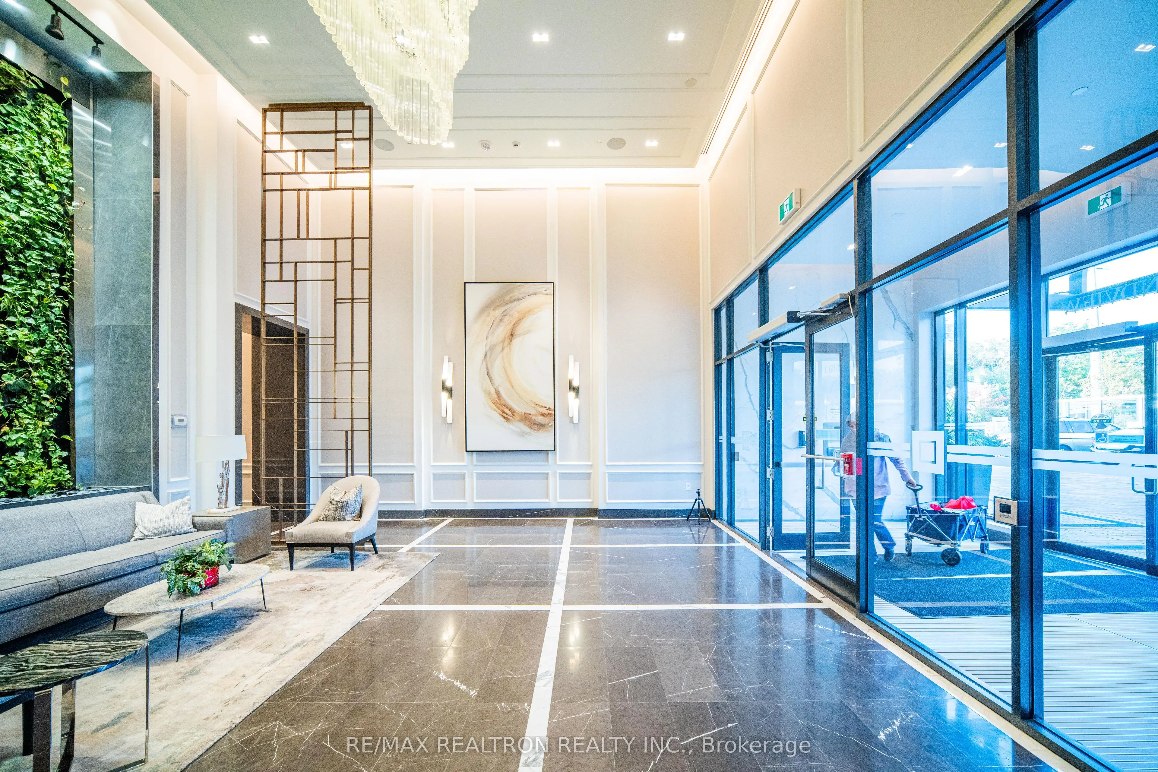 1 Grandview Avenue, #2105