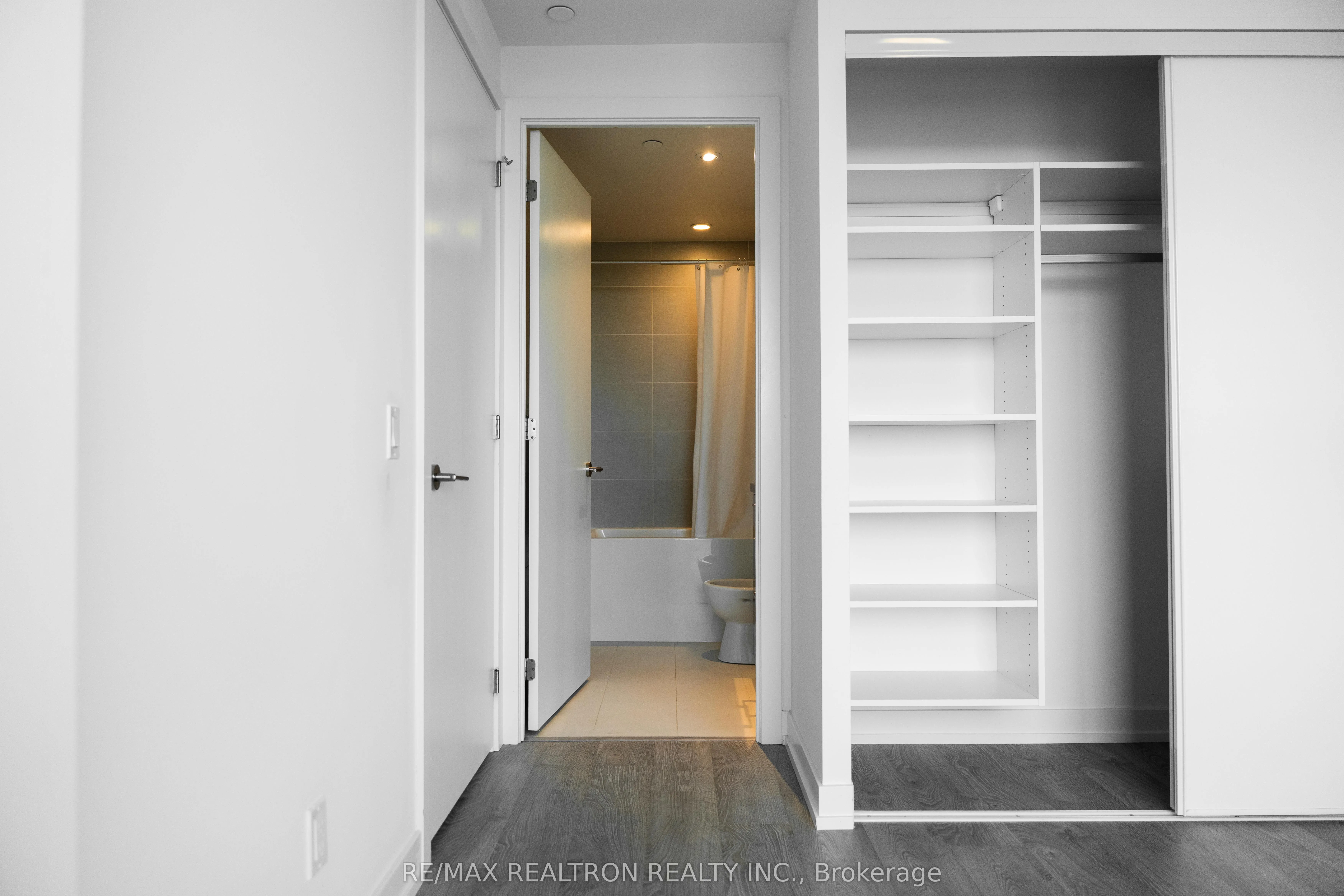 1 Grandview Avenue, #2105