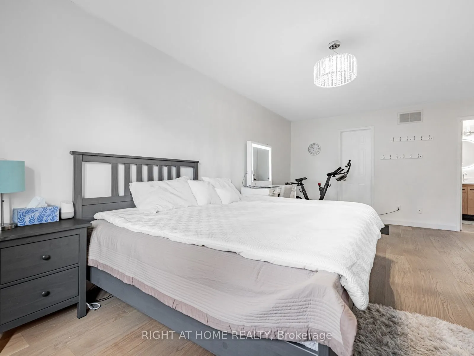 51 Moorcrest Drive