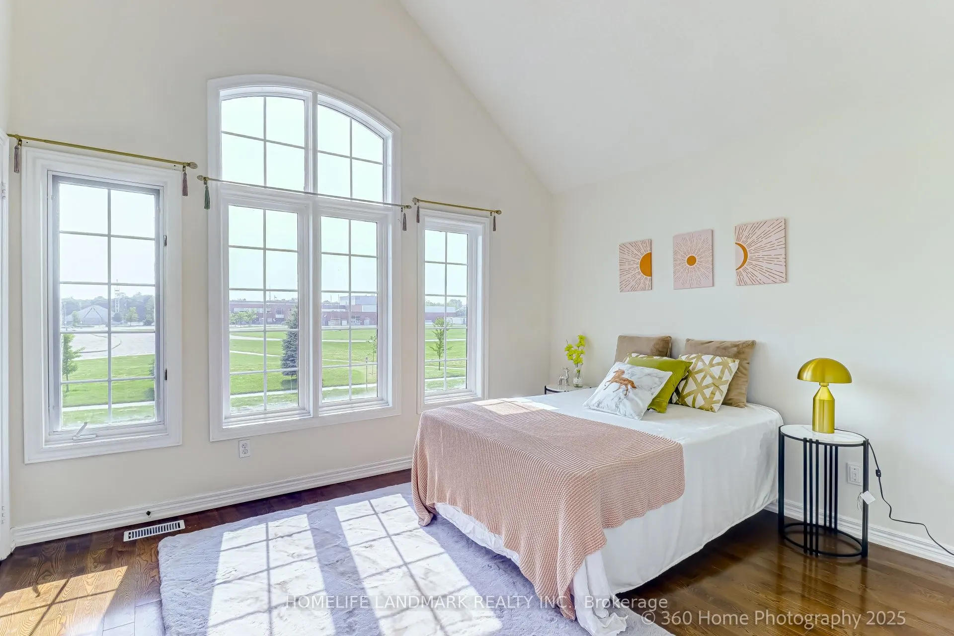 211 Frank Endean Road