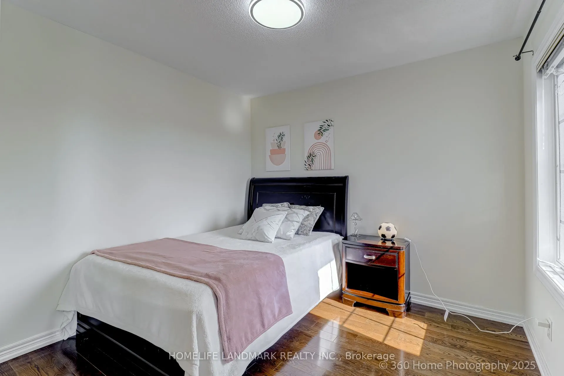 211 Frank Endean Road